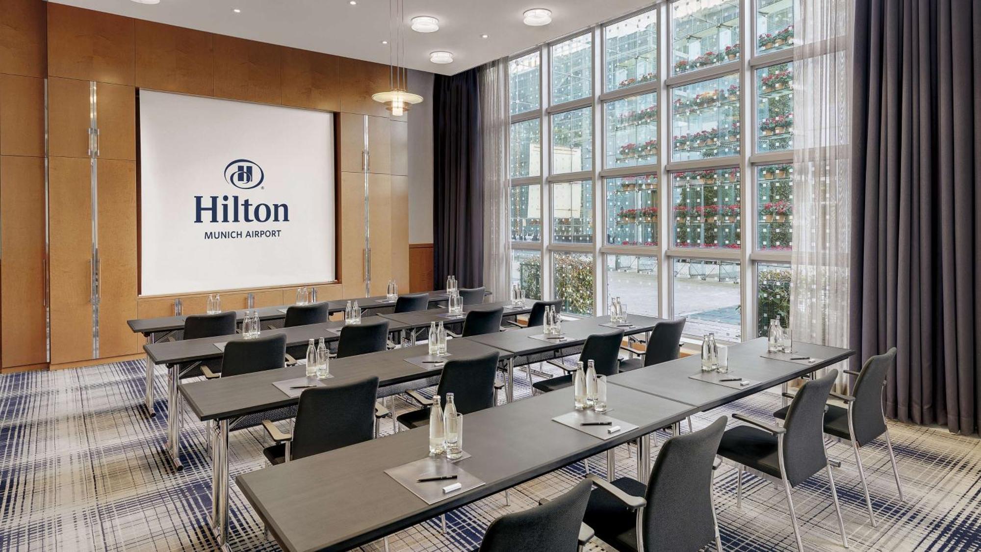 Отель Hilton Munich Airport Обердинг Экстерьер фото