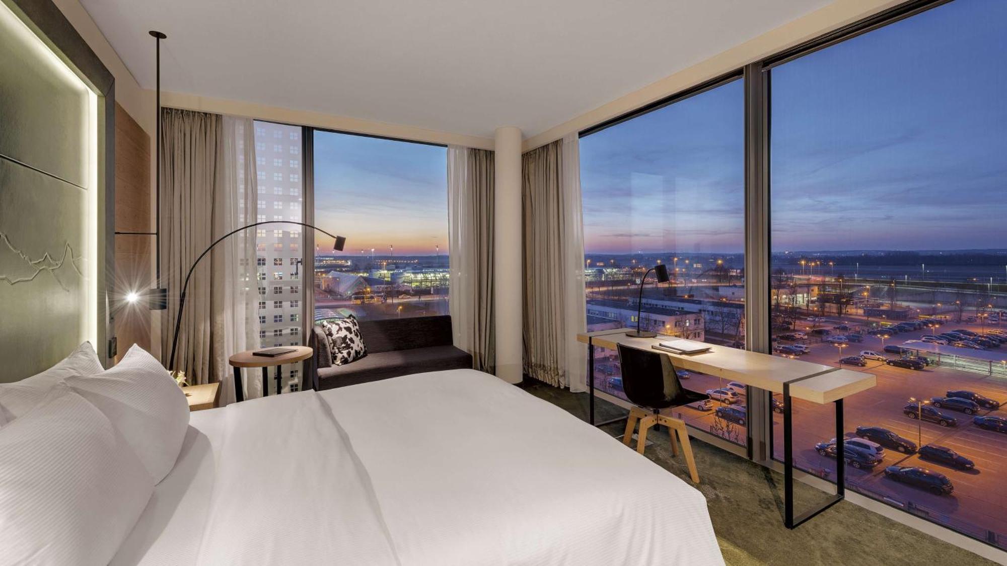 Отель Hilton Munich Airport Обердинг Экстерьер фото