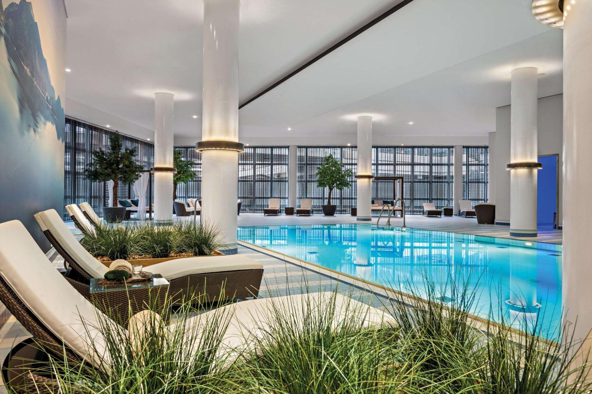 Отель Hilton Munich Airport Обердинг Экстерьер фото
