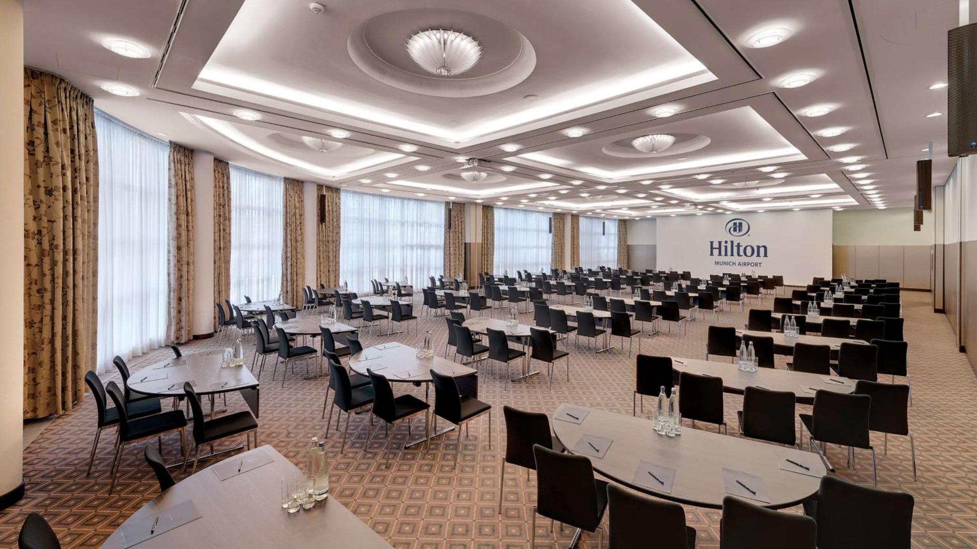 Отель Hilton Munich Airport Обердинг Экстерьер фото